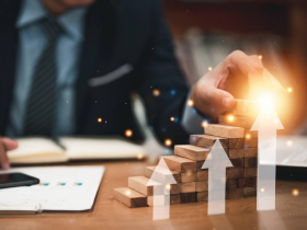 11檔主動式ETF績效PK：00981A只排第5，00992A大賺3成奪冠！這檔黑馬強在哪？下月除息我該跟進？